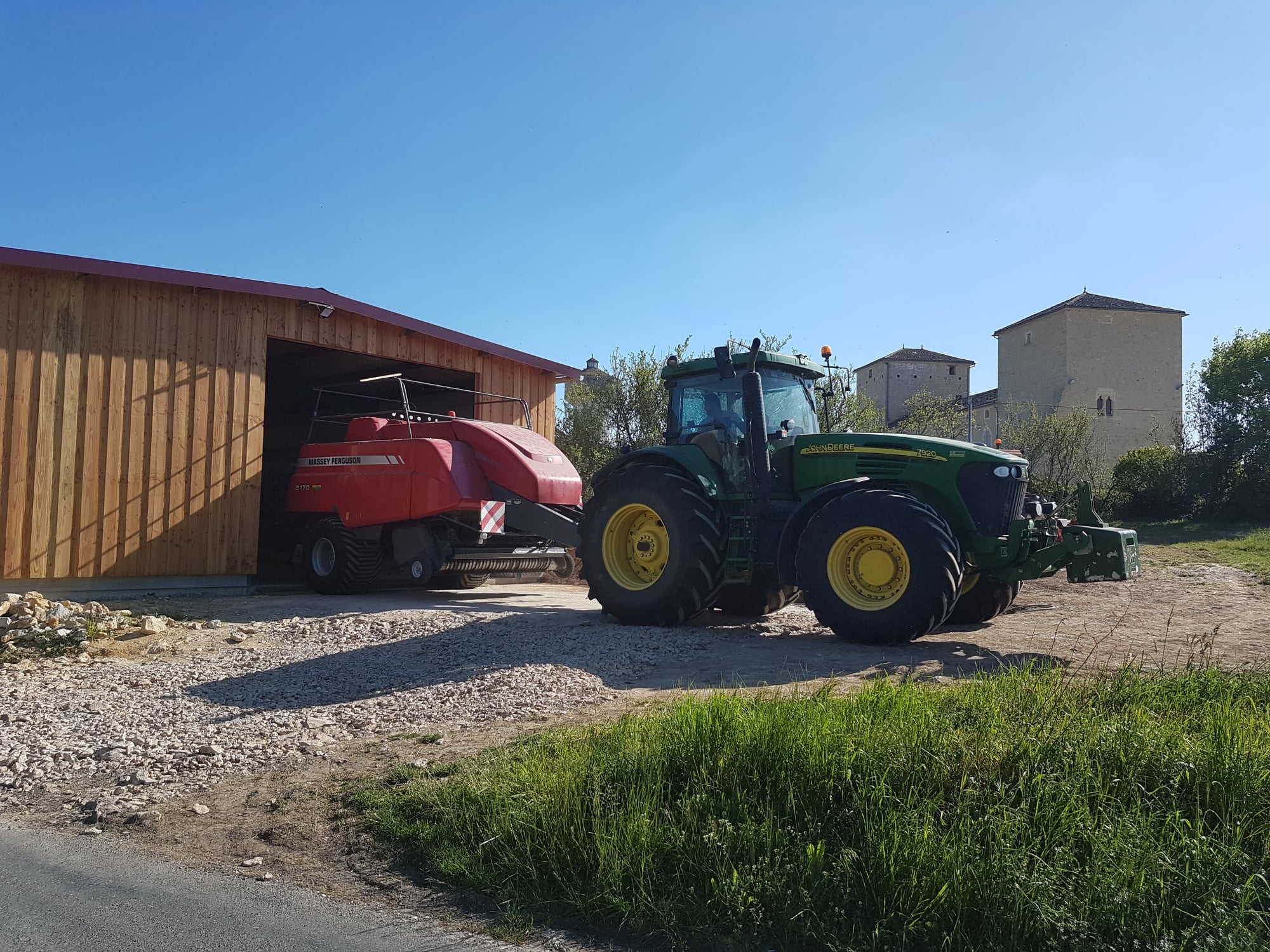 Manutenzione e assistenza per pressa per balle rotonde